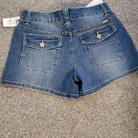 Union Bay Denim Cargo Shorts Size 5 NWT - Picture 3 of 3
